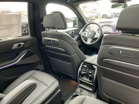 New 2026 BMW X7 M60i image 29