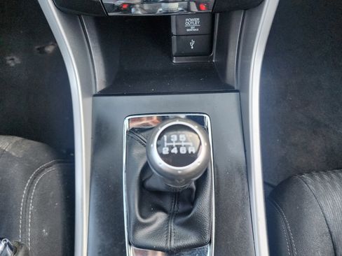 Used 2013 Honda Accord Sport image 31