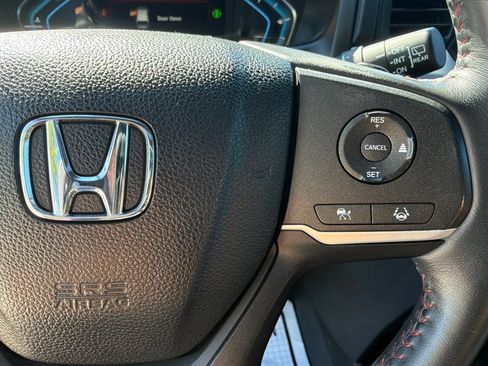 Used 2023 Honda Odyssey Sport image 15