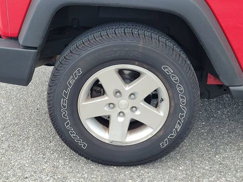 Used 2010 Jeep Wrangler Sport AWD/4WD image 5