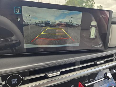 New 2026 Hyundai Santa Fe SE FWD image 11