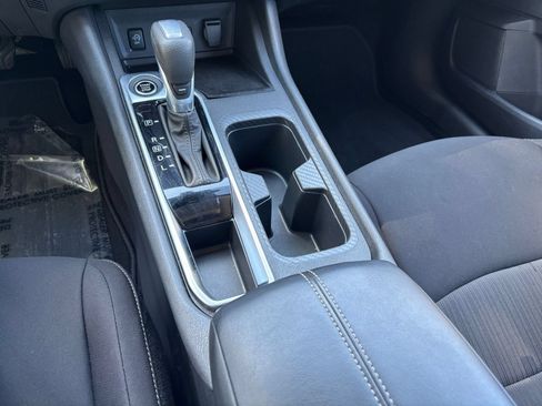 Used 2025 Nissan Sentra SV FWD image 41