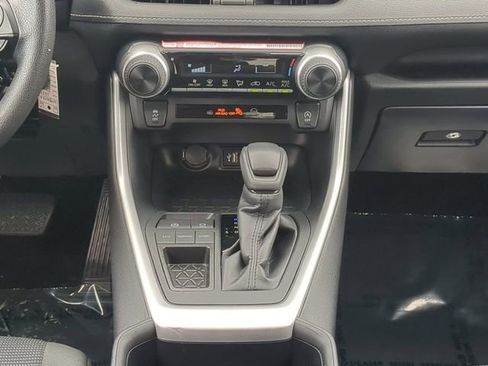 Certified 2025 Toyota RAV4 LE image 19