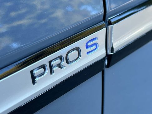 Used 2023 Volkswagen ID.4 Pro S Plus RWD image 10