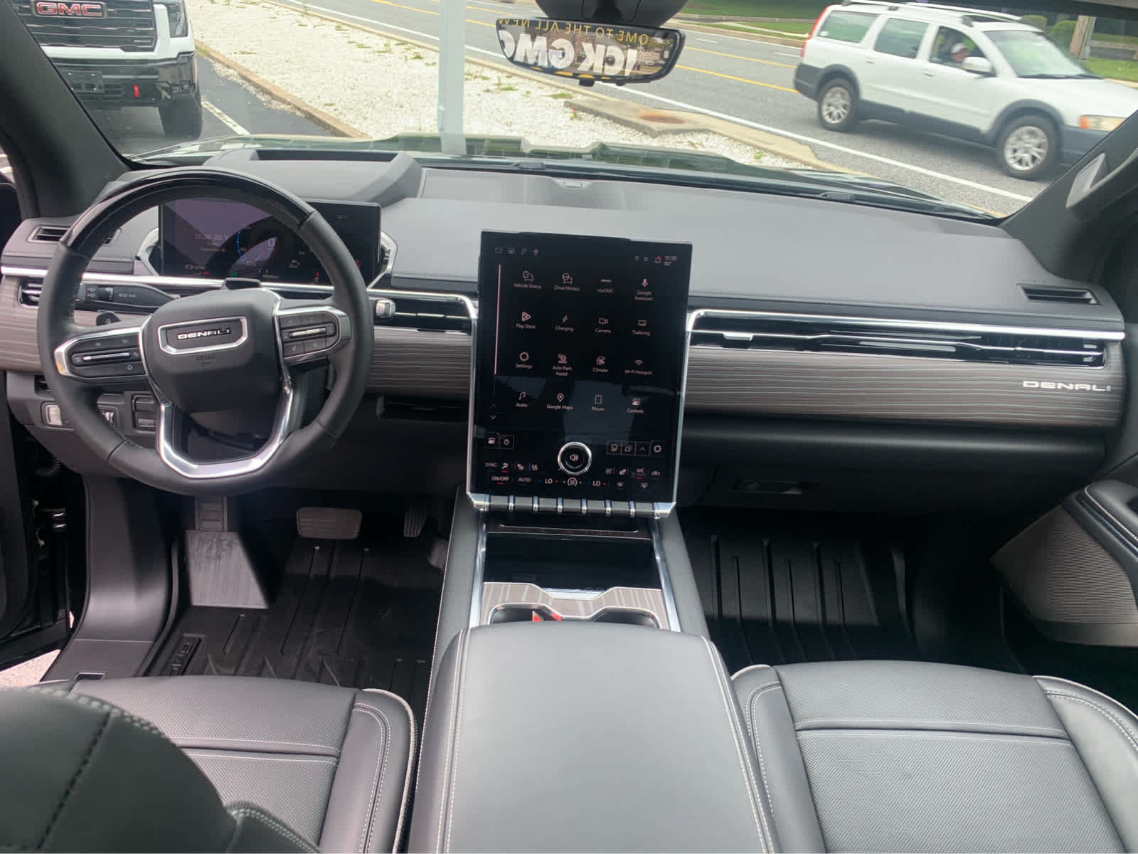 Used 2026 GMC Sierra EV Denali AWD/4WD image 10