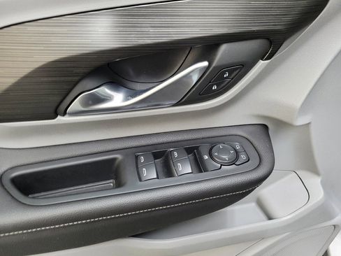 Used 2022 GMC Terrain SLE w/ Driver Convenience Package image 27