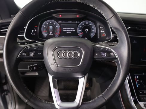 Used 2022 Audi Q8 Premium Plus image 3