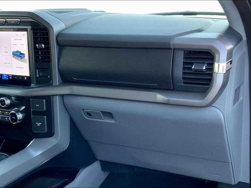 Used 2024 Ford F150 XLT w/ Mobile Office Package image 17
