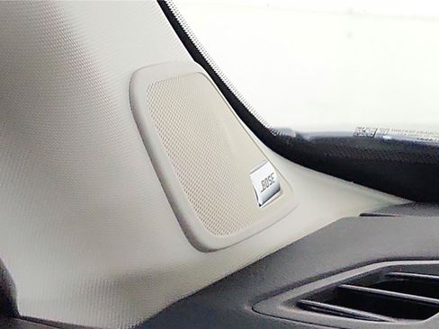 Used 2024 Nissan Pathfinder Platinum FWD image 30