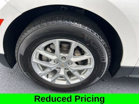 Used 2022 Chevrolet Equinox LT image 49