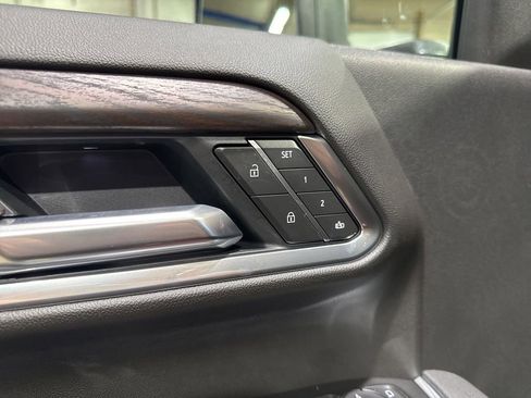 New 2026 GMC Sierra 2500 SLT w/ SLT Premium Package AWD/4WD image 23