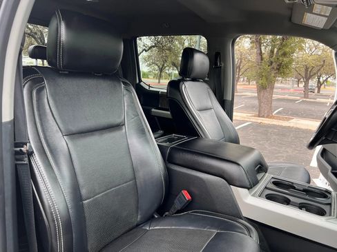 Used 2019 Ford F250 Lariat w/ Lariat Value Package image 25