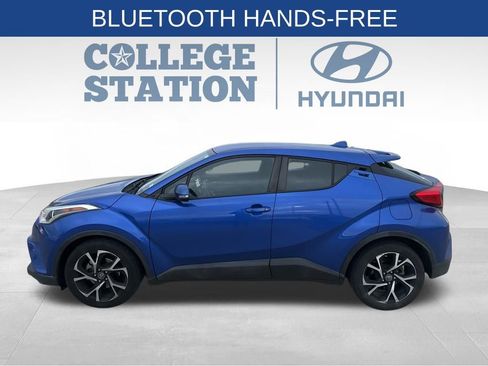 Used 2018 Toyota C-HR XLE image 8