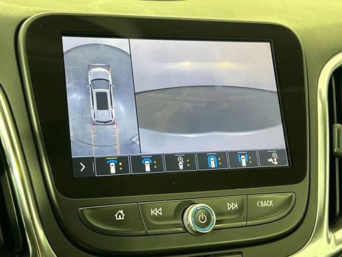 Used 2020 Chevrolet Equinox Premier image 35