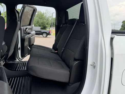 Used 2021 Chevrolet Silverado 2500 Custom w/ Custom Value Package AWD/4WD image 30