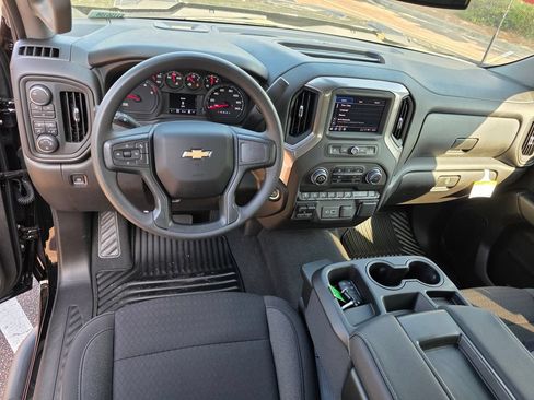 New 2025 Chevrolet Silverado 2500 Custom w/ Custom Value Package AWD/4WD image 17
