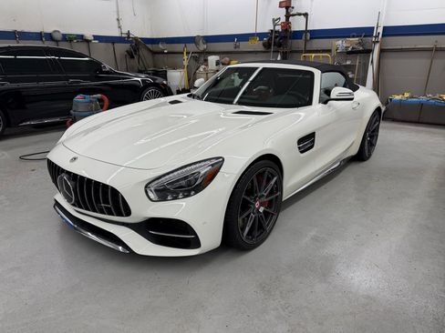 Used 2018 Mercedes-Benz AMG GT C image 1