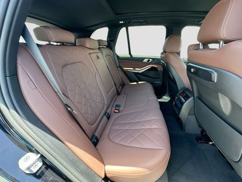 Certified 2024 BMW X5 sDrive40i w/ Parking Assistance Package RWD image 28
