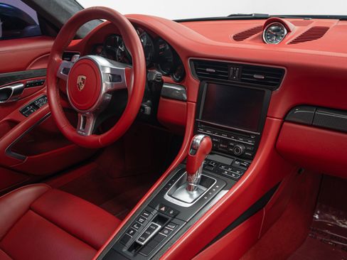 Used 2014 Porsche 911 Turbo S AWD/4WD image 29