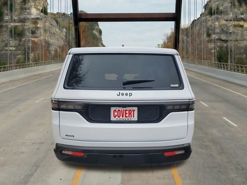 New 2026 Jeep Grand Wagoneer L 2WD image 8