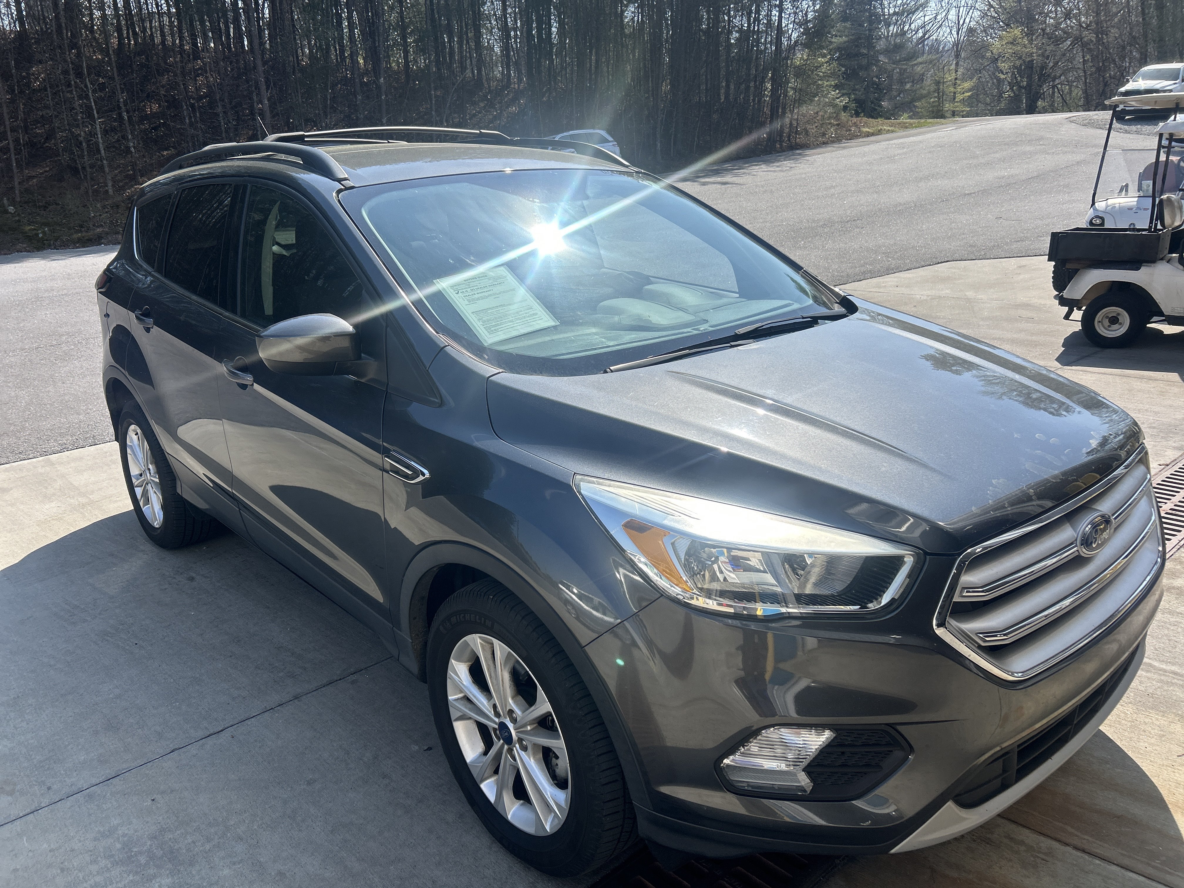 Used 2018 Ford Escape SE FWD image 9