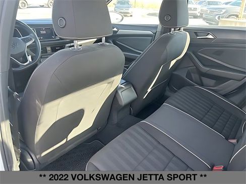 Used 2022 Volkswagen Jetta Sport image 15