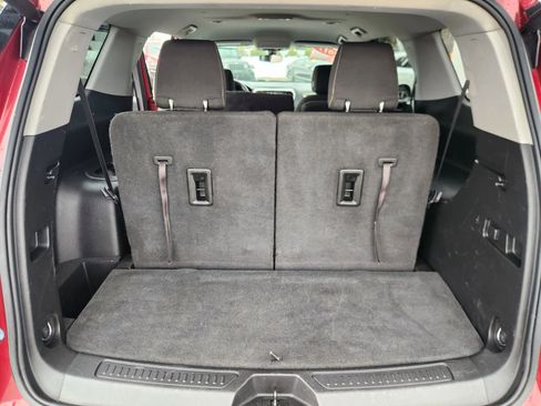 Used 2017 GMC Acadia SLE image 51