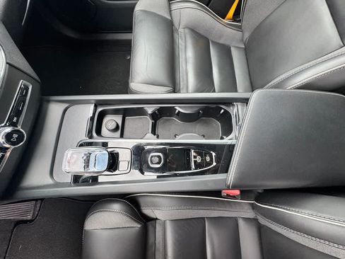 Used 2024 Volvo XC60 T8 Polestar w/ Protection Package Premier AWD/4WD image 22