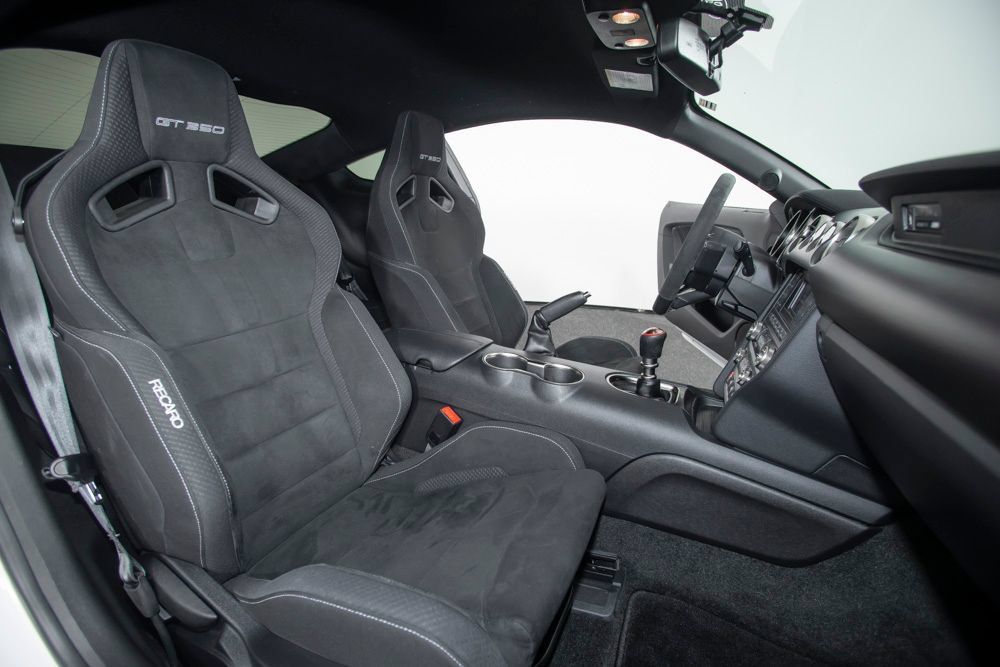 Used 2018 Ford Mustang Shelby GT350 RWD image 54