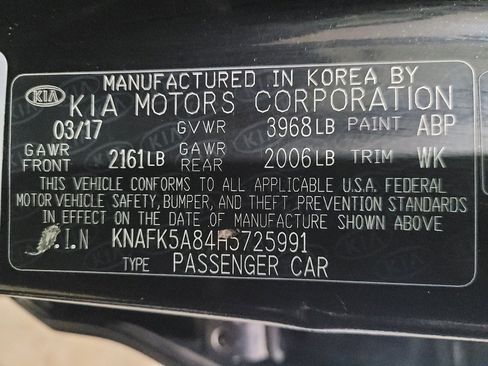 Used 2017 Kia Forte LX FWD image 33