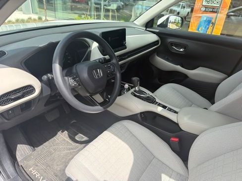 Used 2024 Honda HR-V LX image 5
