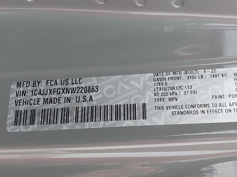 Used 2022 Jeep Wrangler Unlimited Rubicon w/ Xtreme Recon 35" Tire Package AWD/4WD image 36