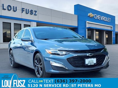 Used 2025 Chevrolet Malibu LT w/ Sport Edition FWD image 1