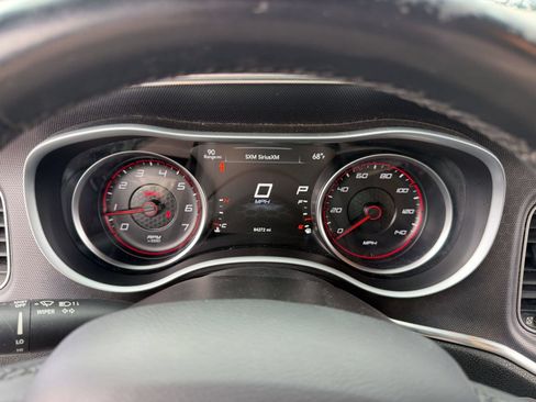 Used 2017 Dodge Charger SXT AWD/4WD image 19