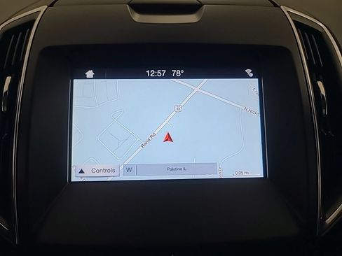Used 2019 Ford Edge Titanium w/ Canadian Touring Package AWD/4WD image 32