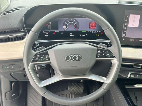 New 2026 Audi Q3 quattro 2.0T AWD/4WD image 17