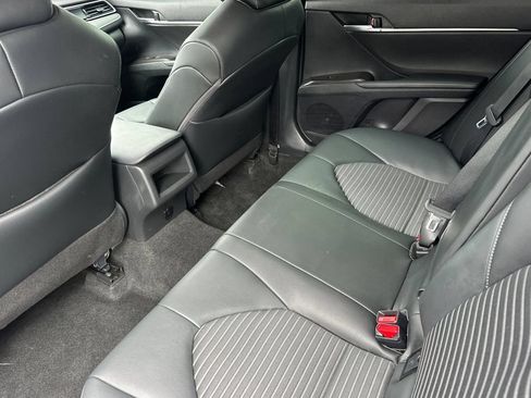 Used 2024 Toyota Camry SE FWD image 12