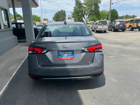 Used 2021 Nissan Versa SV FWD image 27