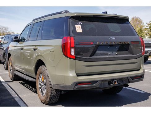 Used 2025 Ford Expedition Tremor AWD/4WD image 3