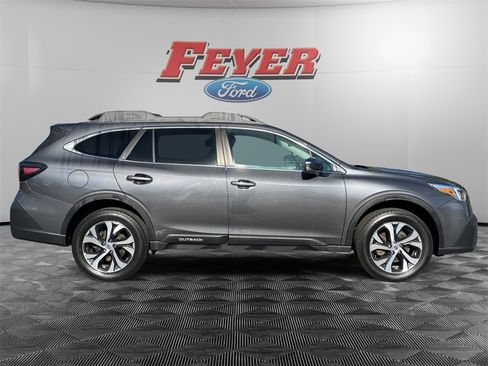 Used 2020 Subaru Outback Limited image 6
