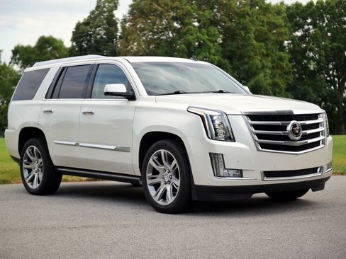 Used 2015 Cadillac Escalade Premium AWD/4WD image 1