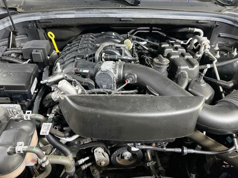Used 2022 Dodge Durango GT AWD/4WD image 32