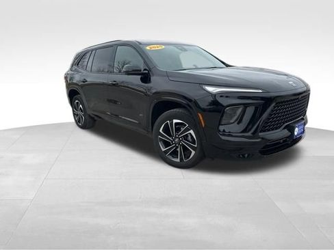 Used 2025 Buick Enclave Sport Touring image 10