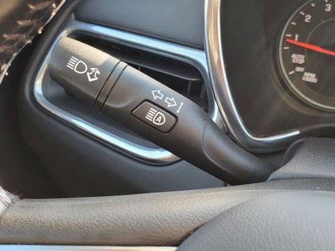 Used 2022 Chevrolet Equinox LT image 16