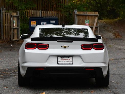 Used 2019 Chevrolet Camaro LT image 7