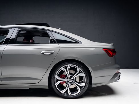 Used 2024 Audi S6 Premium Plus w/ Premium Plus Package image 21