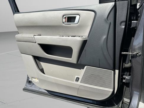 Used 2014 Honda Pilot EX-L image 17