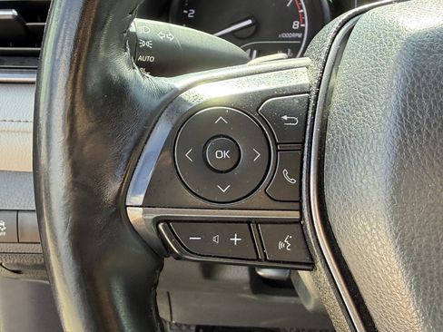 Used 2024 Toyota Camry SE FWD image 17