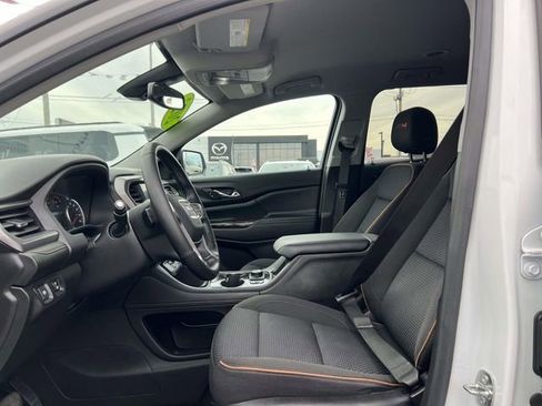 Certified 2023 GMC Acadia AT4 image 17