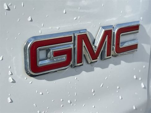 Used 2023 GMC Savana 2500 w/ Driver Convenience Package image 8